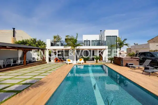 Exterior view of Country homes for sale in Torrevieja  with Air Conditioner, Heating and Private garden