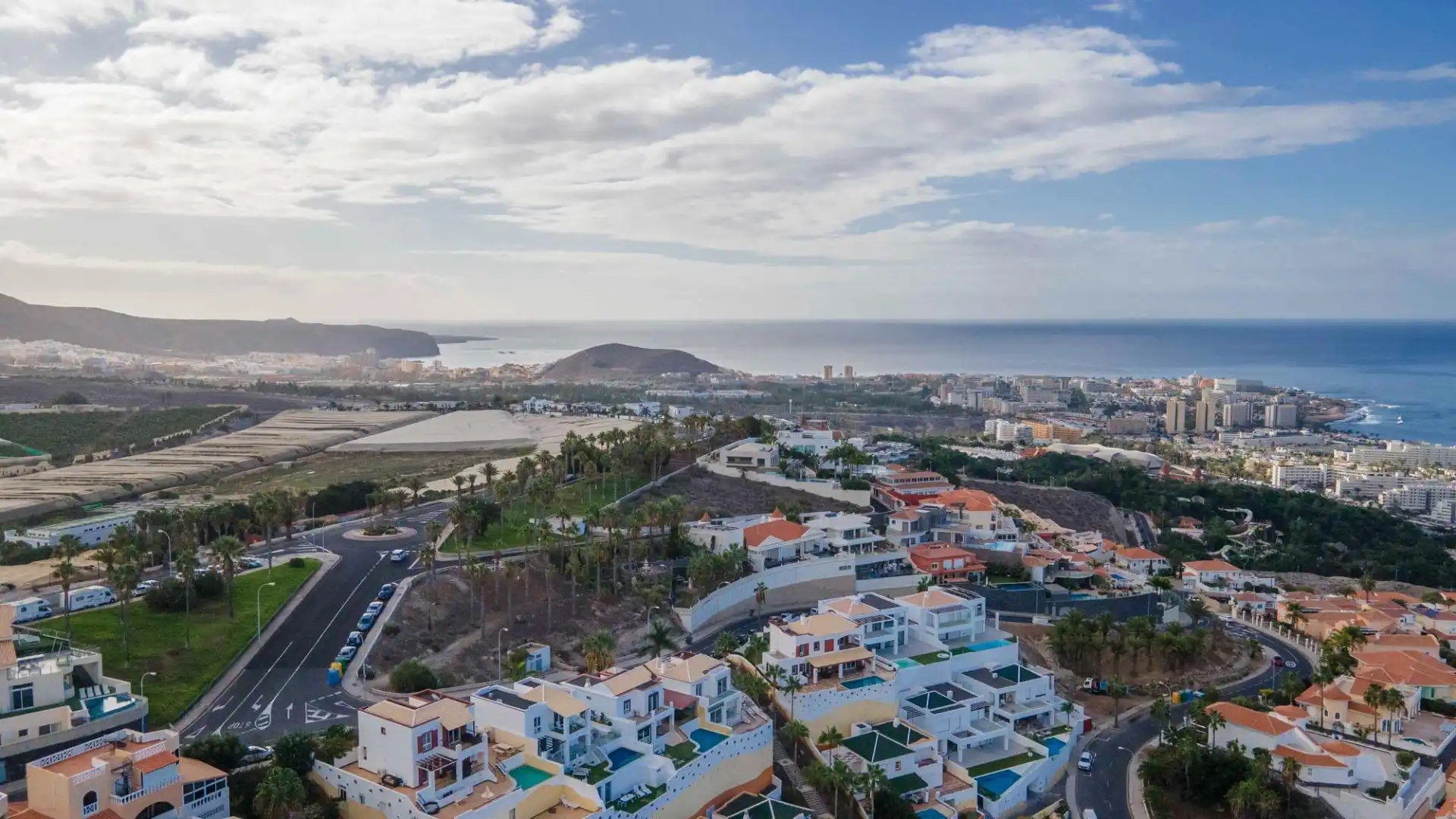 Vista exterior de Apartamento de alquiler en Adeje con Aire acondicionado, Terraza y Amueblado