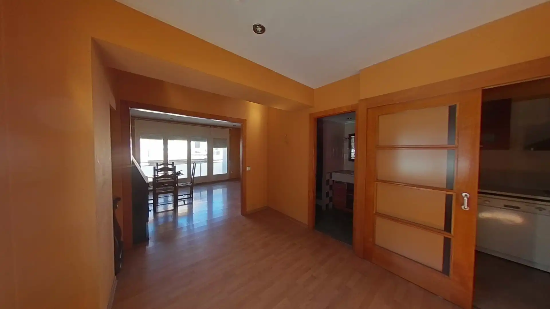 Casa adosada en venta en Olot con Balcón