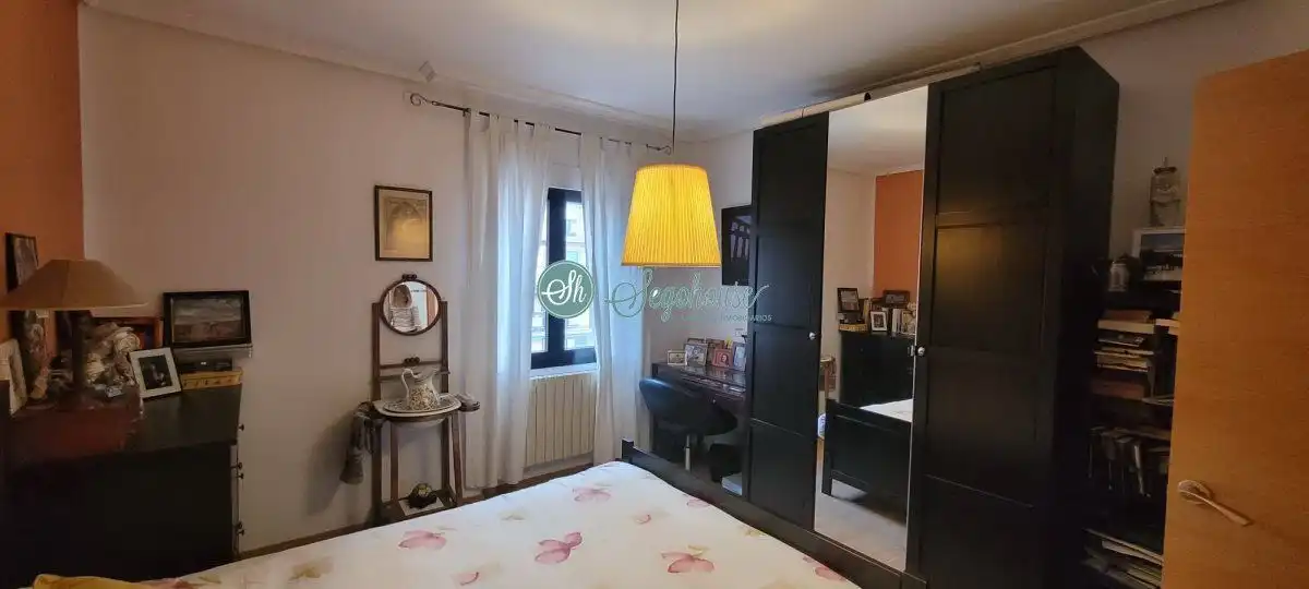 Dormitori de Pis en venda en Segovia amb Calefacció