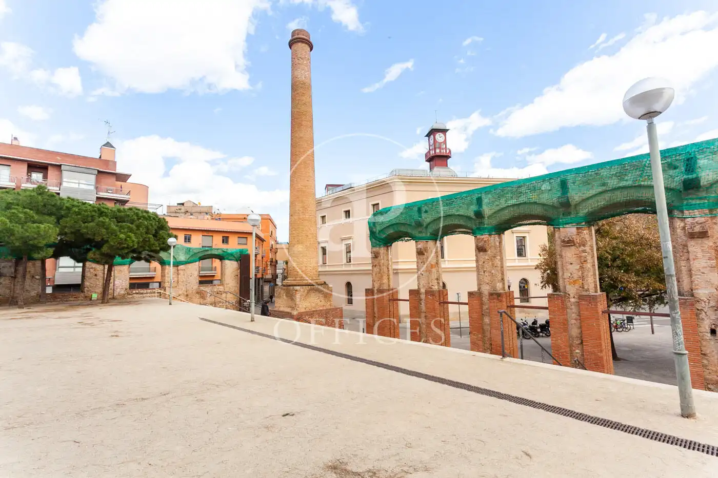 Exterior view of Office for rent in Sant Adrià de Besòs  with Air Conditioner and Heating