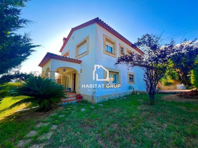 Casa-chalet en Venta en Santa Cristina Poble