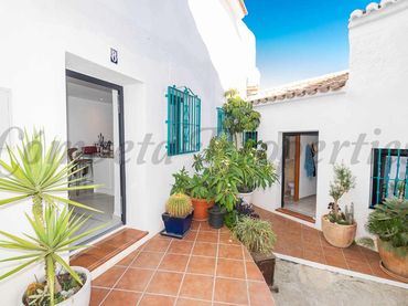 Maison mitoyenne avec balcon à vendre à Torrox Pueblo