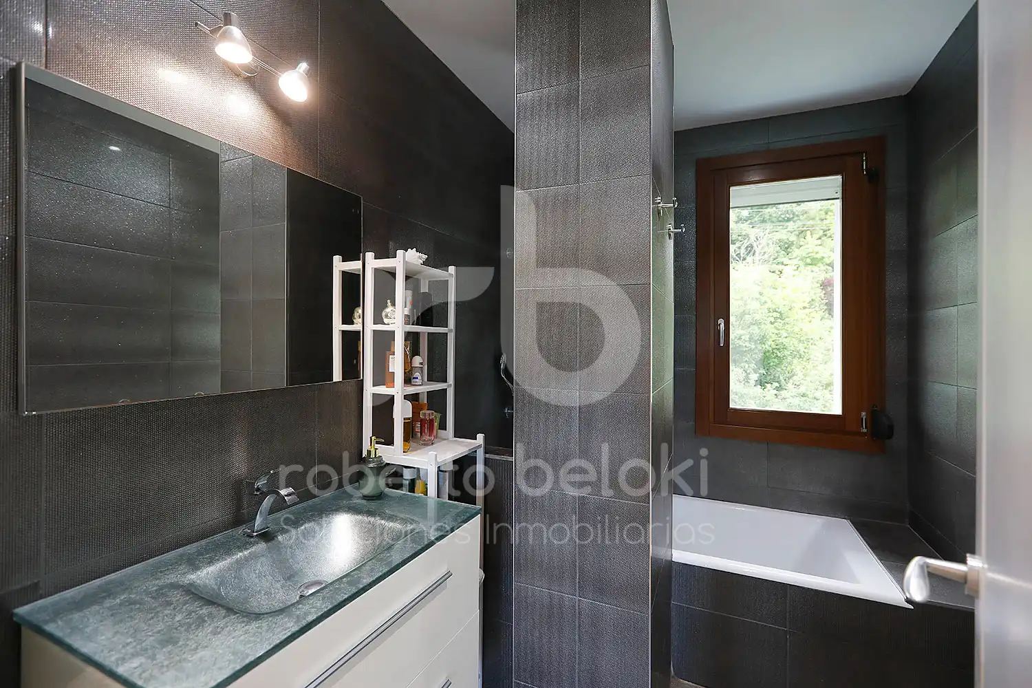 Bathroom of Flat for sale in Irun   with Heating, Terrace and Balcony