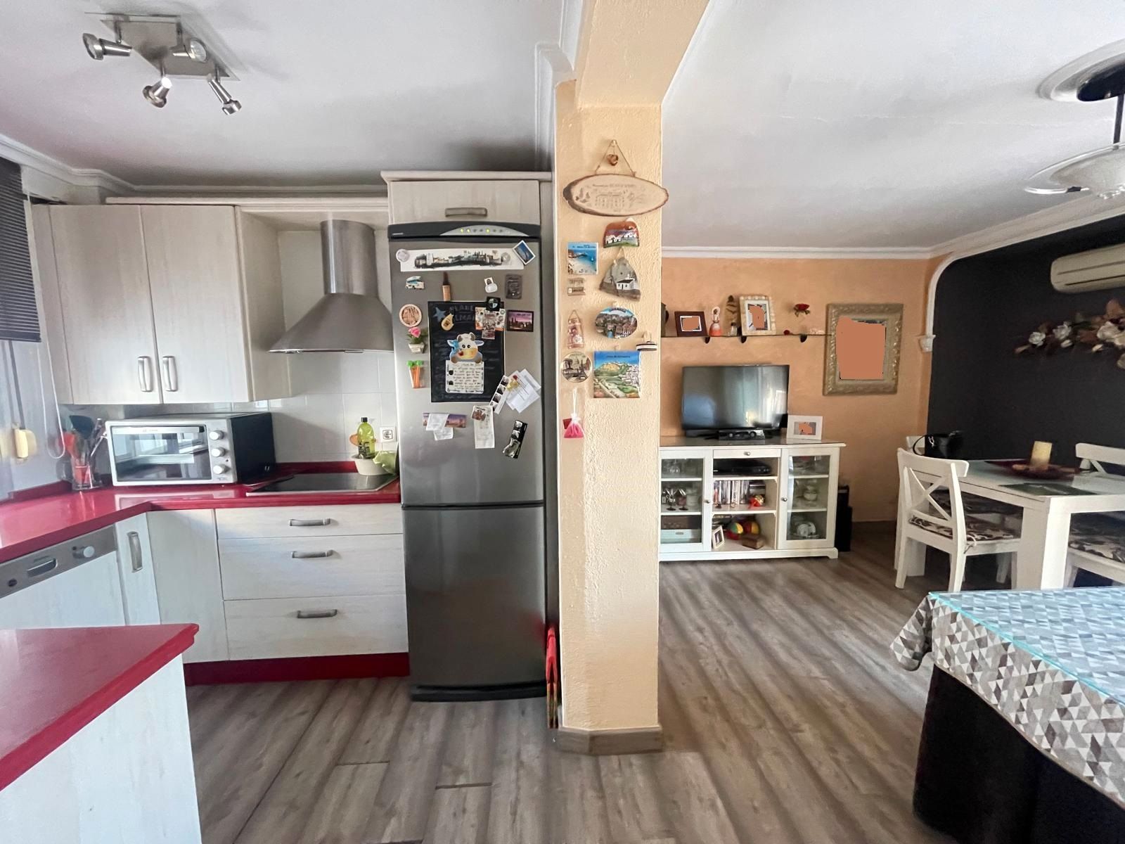 Cuina de Pis en venda en Camas amb Aire condicionat i Terrassa