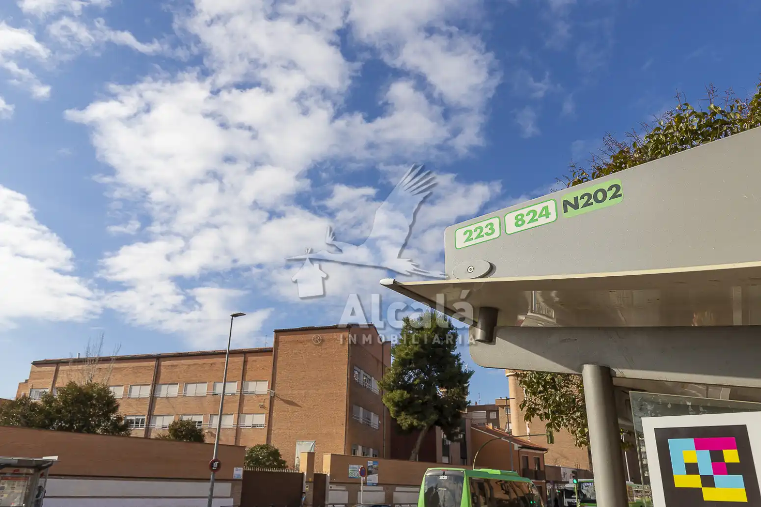 Vista exterior de Piso en venta en Alcalá de Henares con Aire acondicionado y Calefacción