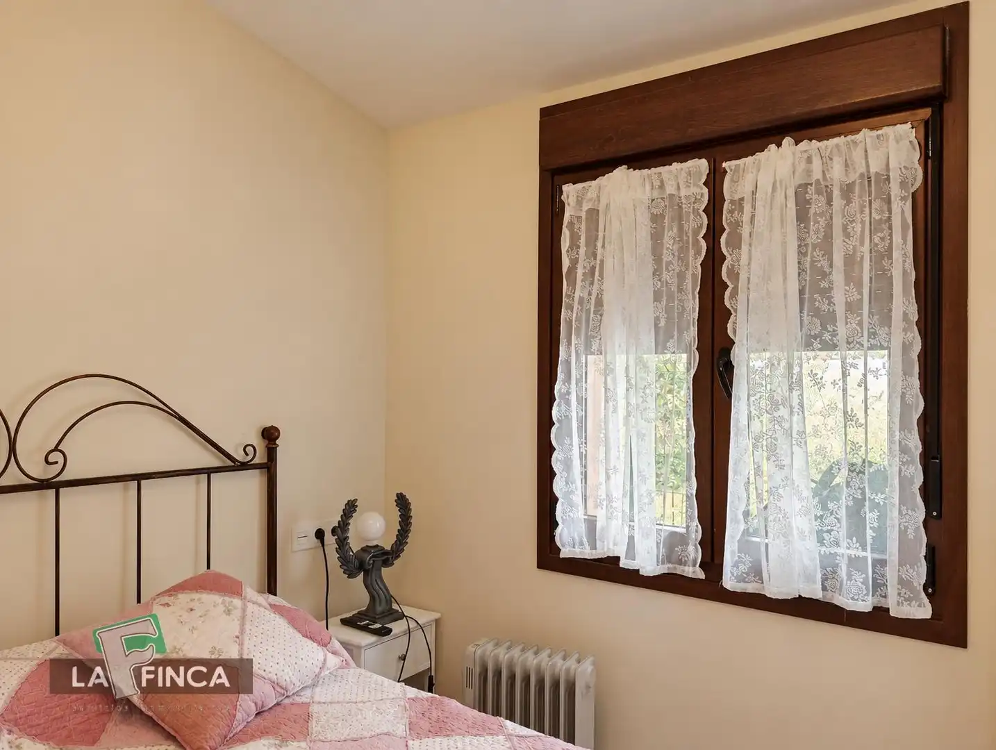 Bedroom of Detached homes for sale in Teverga, Asturias