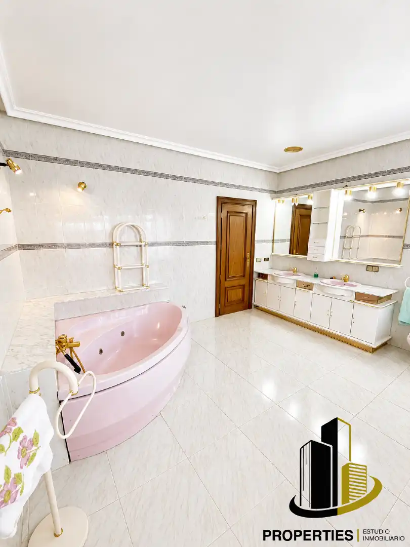 Baño de Casa o chalet en venta en Salvatierra de Tormes