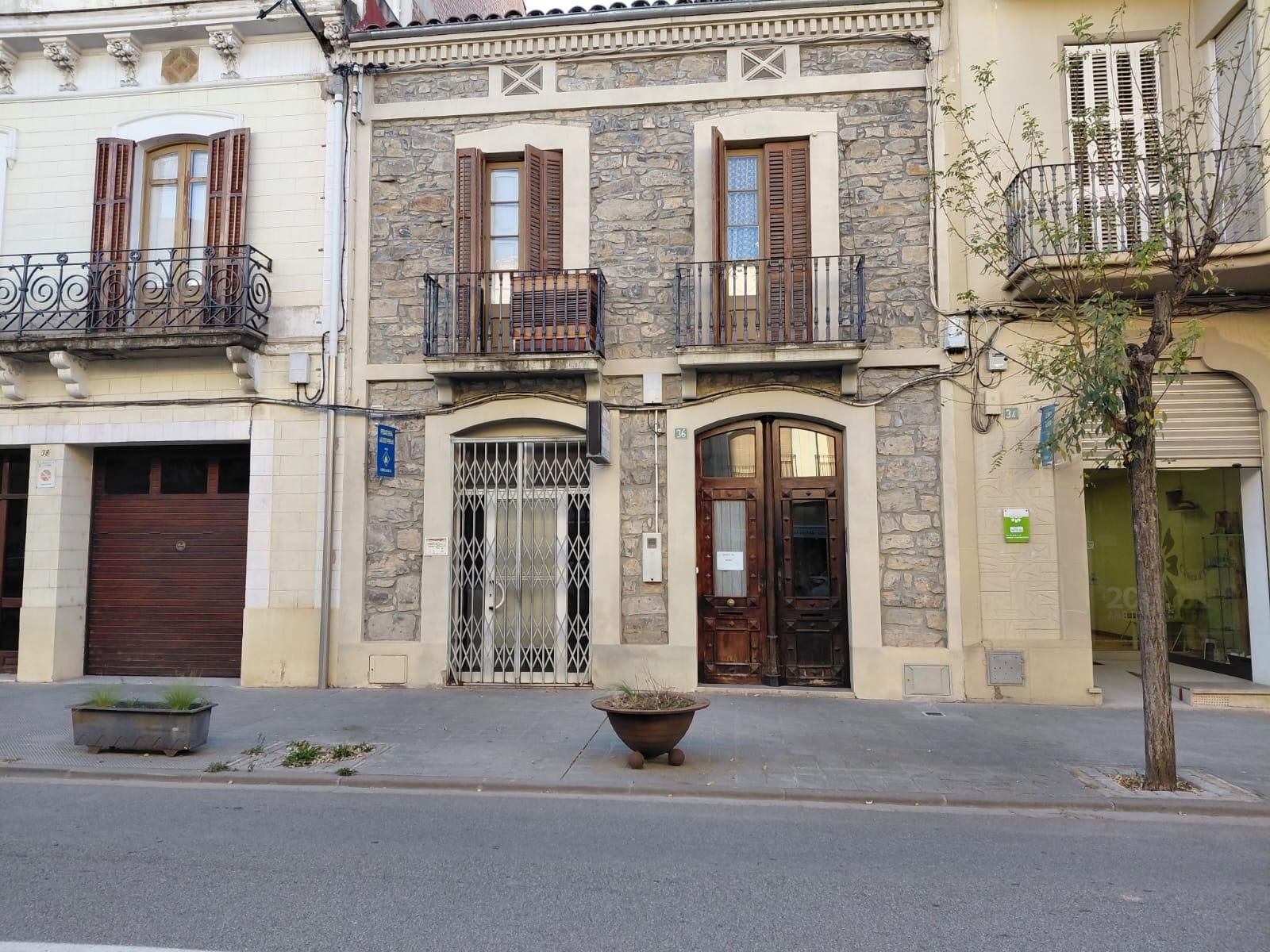 Vista exterior de Local de lloguer en Callús