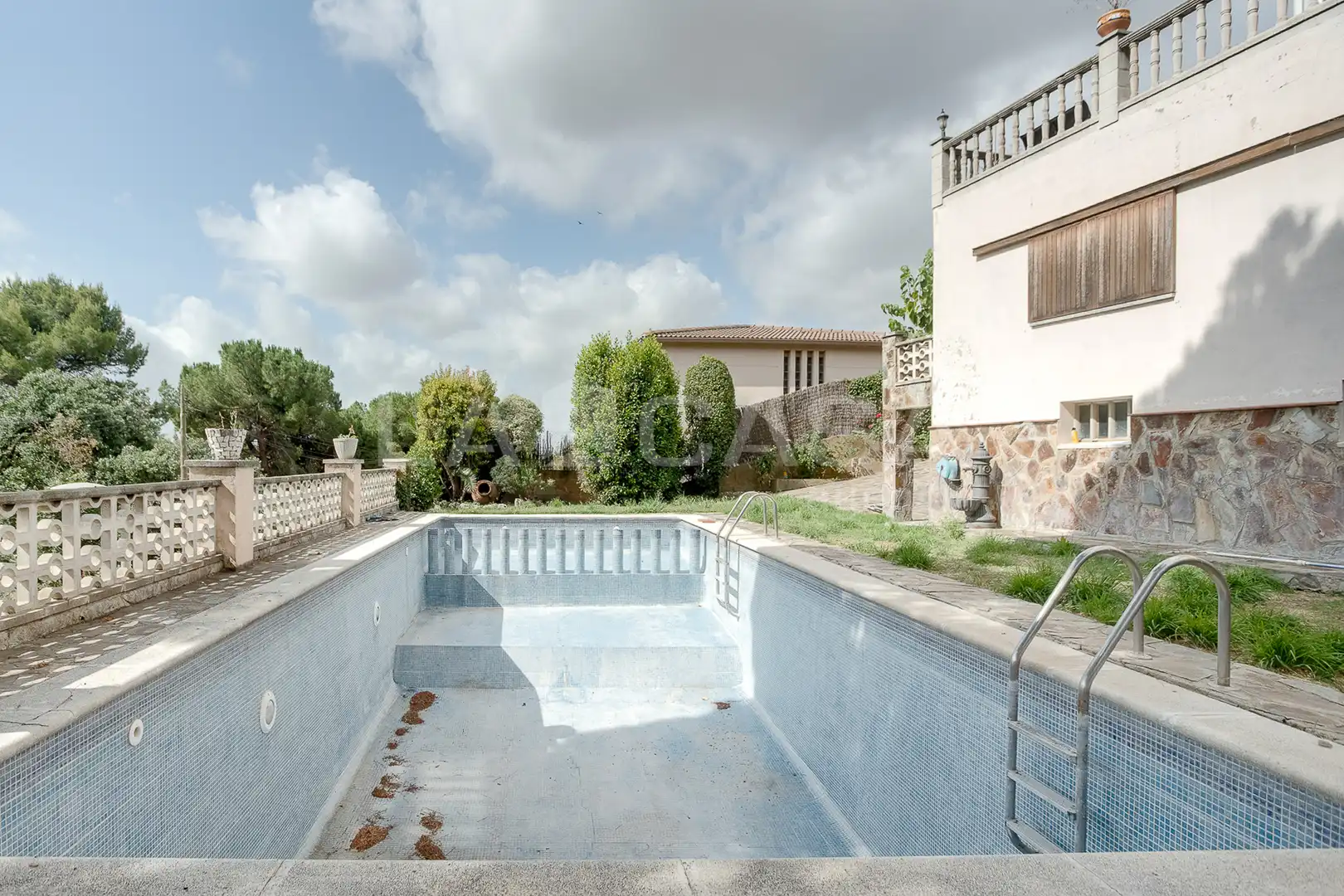 Piscina de Casa o xalet en venda en Lliçà d'Amunt amb Calefacció, Terrassa i Balcó