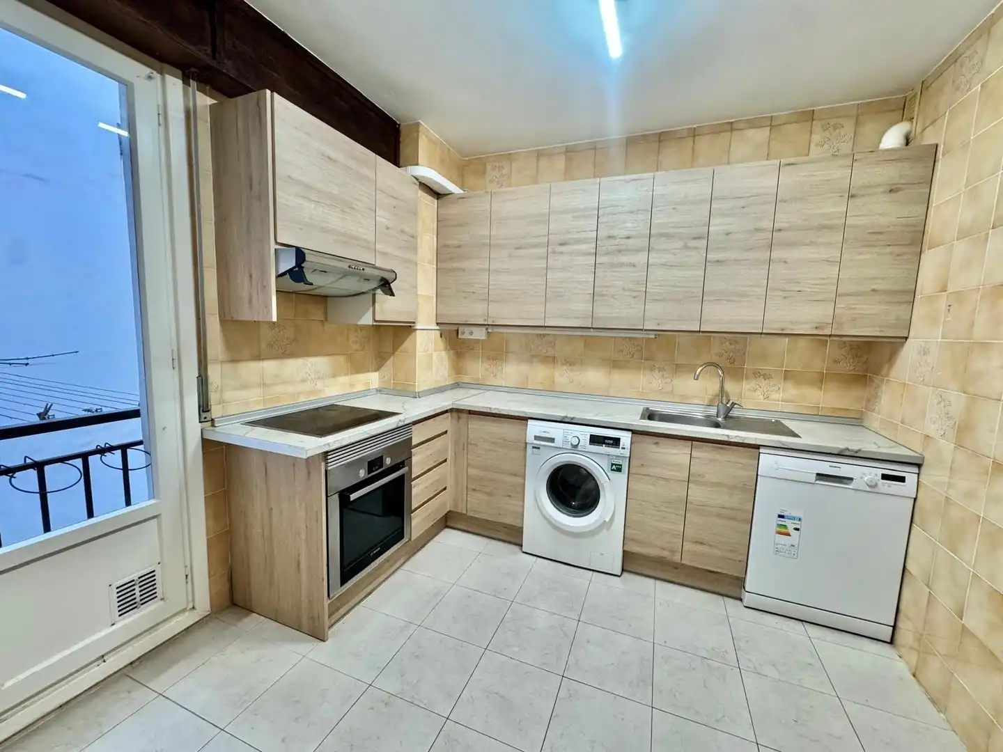 Cocina de Apartamento en venta en  Logroño con Calefacción
