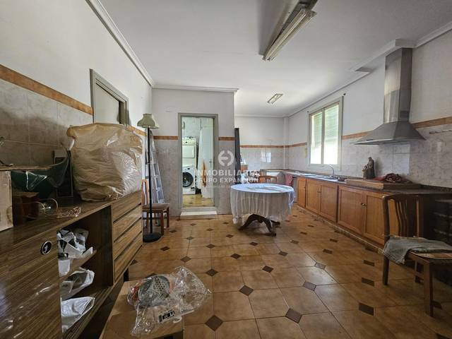 Casa-chalet en Venta en Novelda
