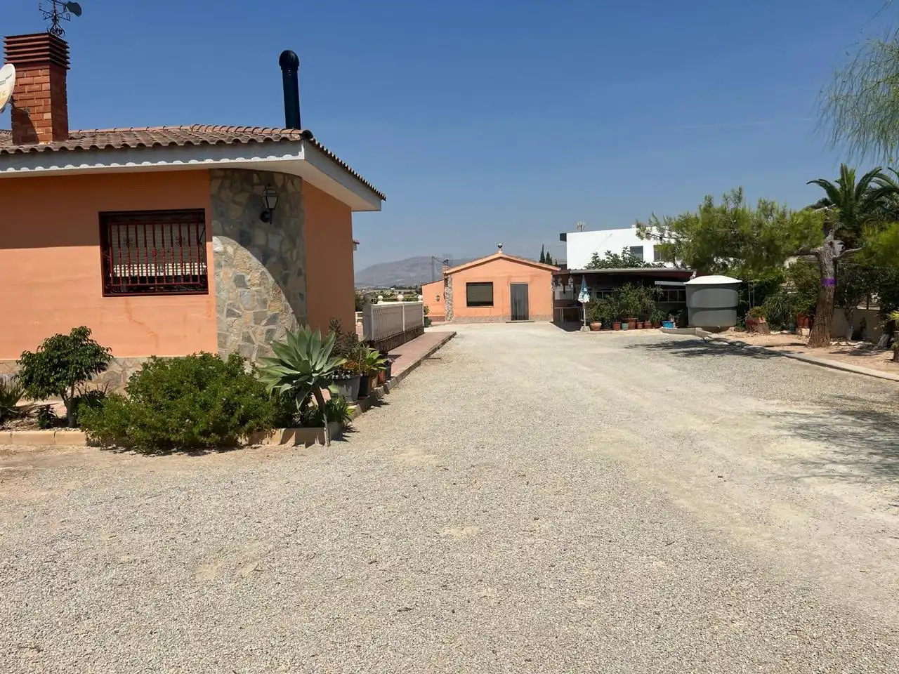 Vista exterior de Casa o chalet en venta en Alicante / Alacant con Aire acondicionado, Jardín privado y Terraza