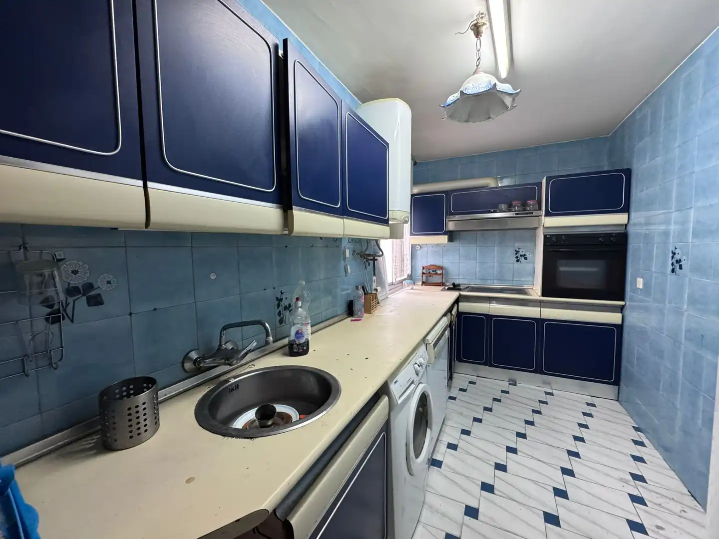Cocina de Piso en venta en Jaén con Calefacción, Terraza y Amueblado