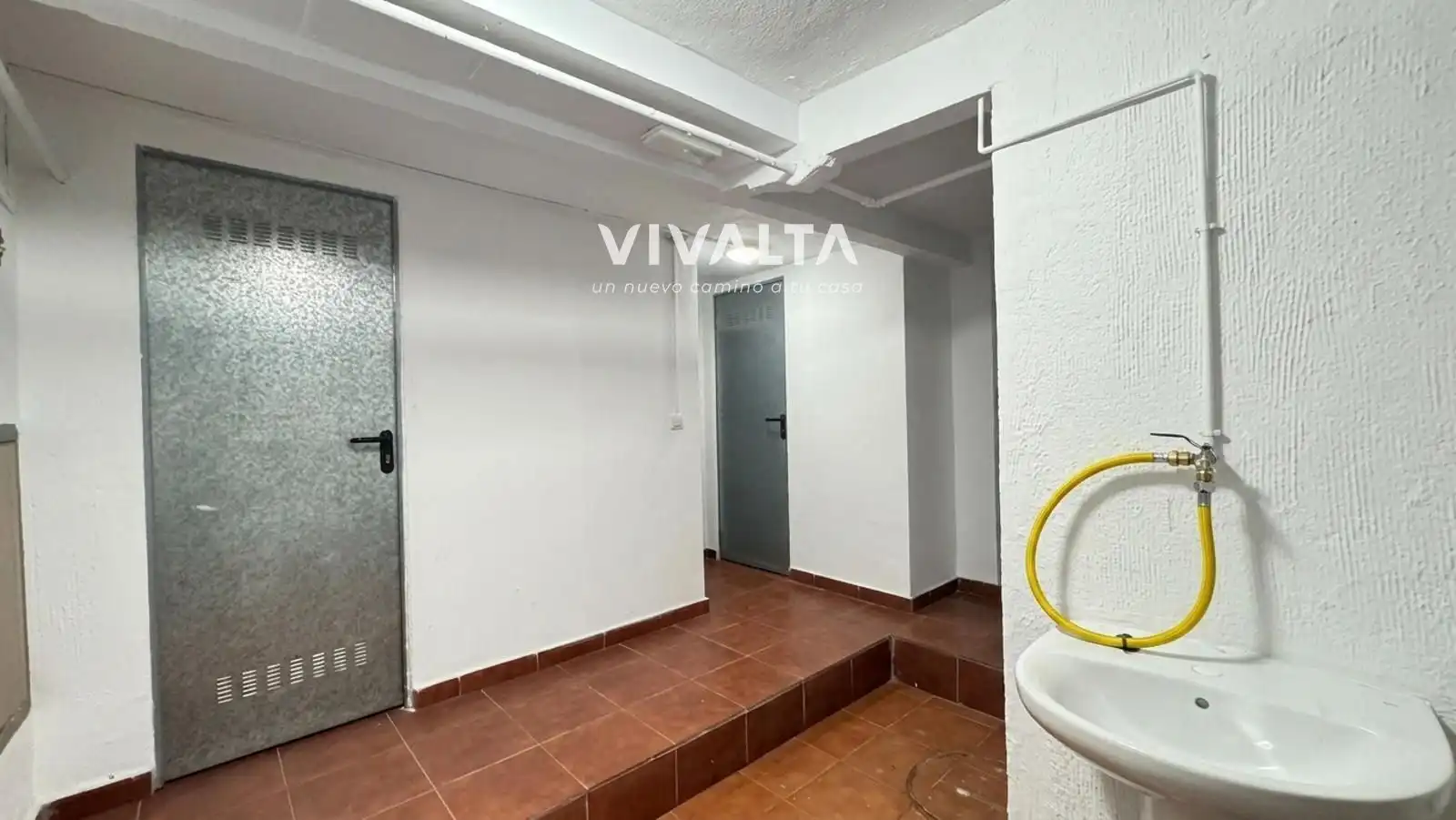 Flat for sale in Madrid  with Air Conditioner, Heating and Storage room