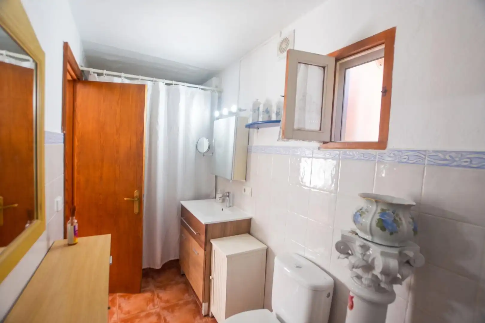 Bany de Casa o xalet en venda en Es Mercadal amb Aire condicionat, Jardí privat i Parquet