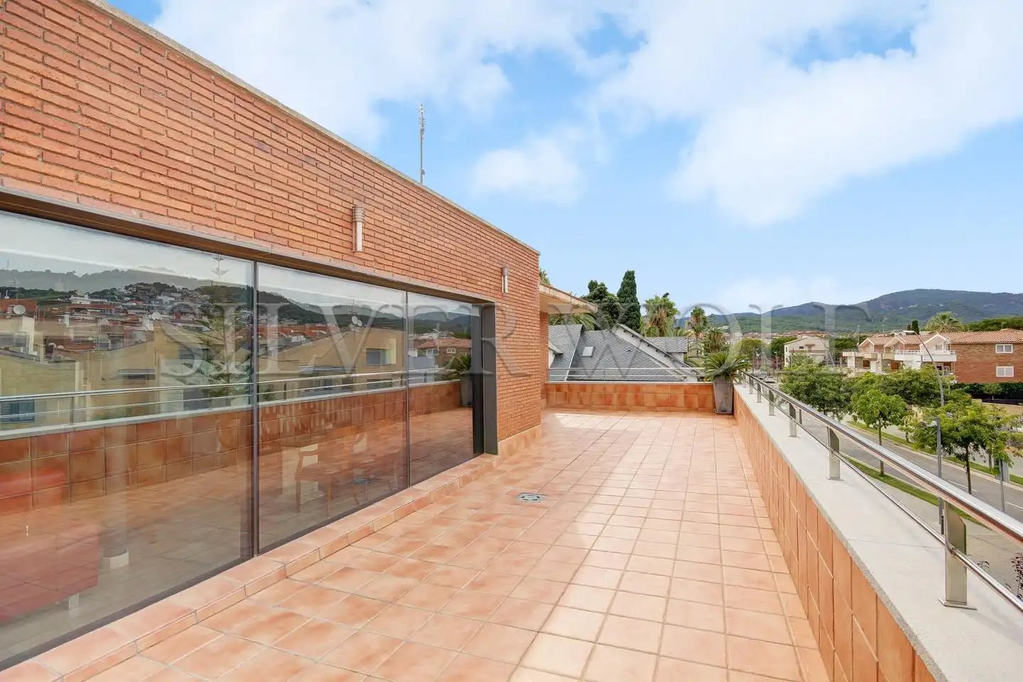Terrassa de Casa o xalet en venda en Viladecans amb Aire condicionat, Calefacció i Jardí privat