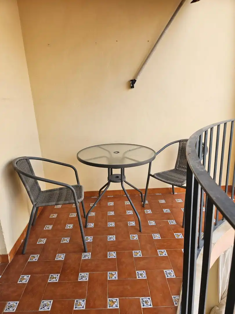 Terrasse von Wohnung zur Miete in Dos Hermanas mit Klimaanlage, Terrasse und Möbliert