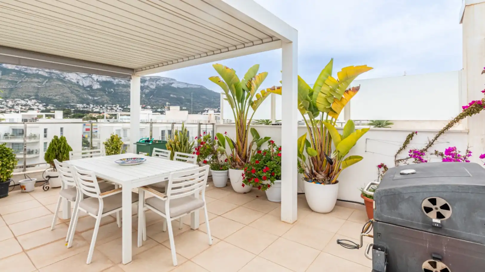 Terraza de Ático en venta en Dénia con Aire acondicionado, Calefacción y Jardín privado