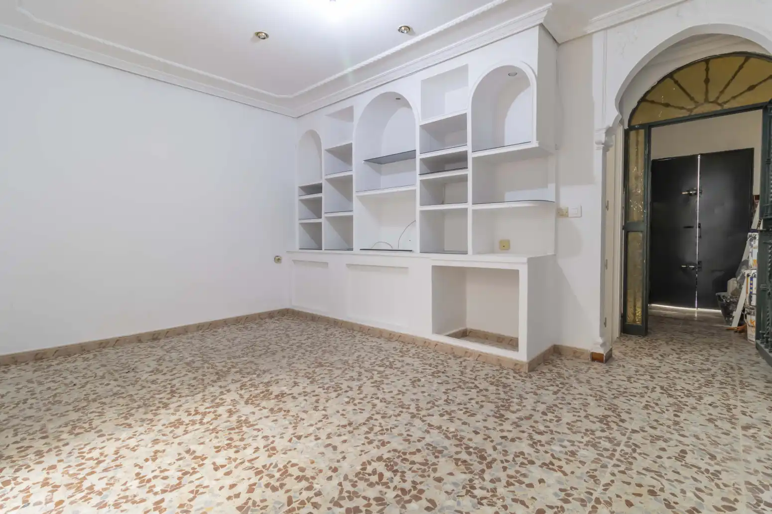 Casa adosada en venda en Sevilla amb Terrassa i Balcó