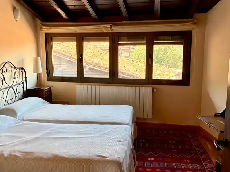Habitación de Casa o chalet en venta en Mogarraz con Jardín privado y Parquet
