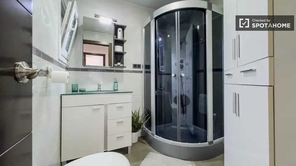 Room in La Sagrera