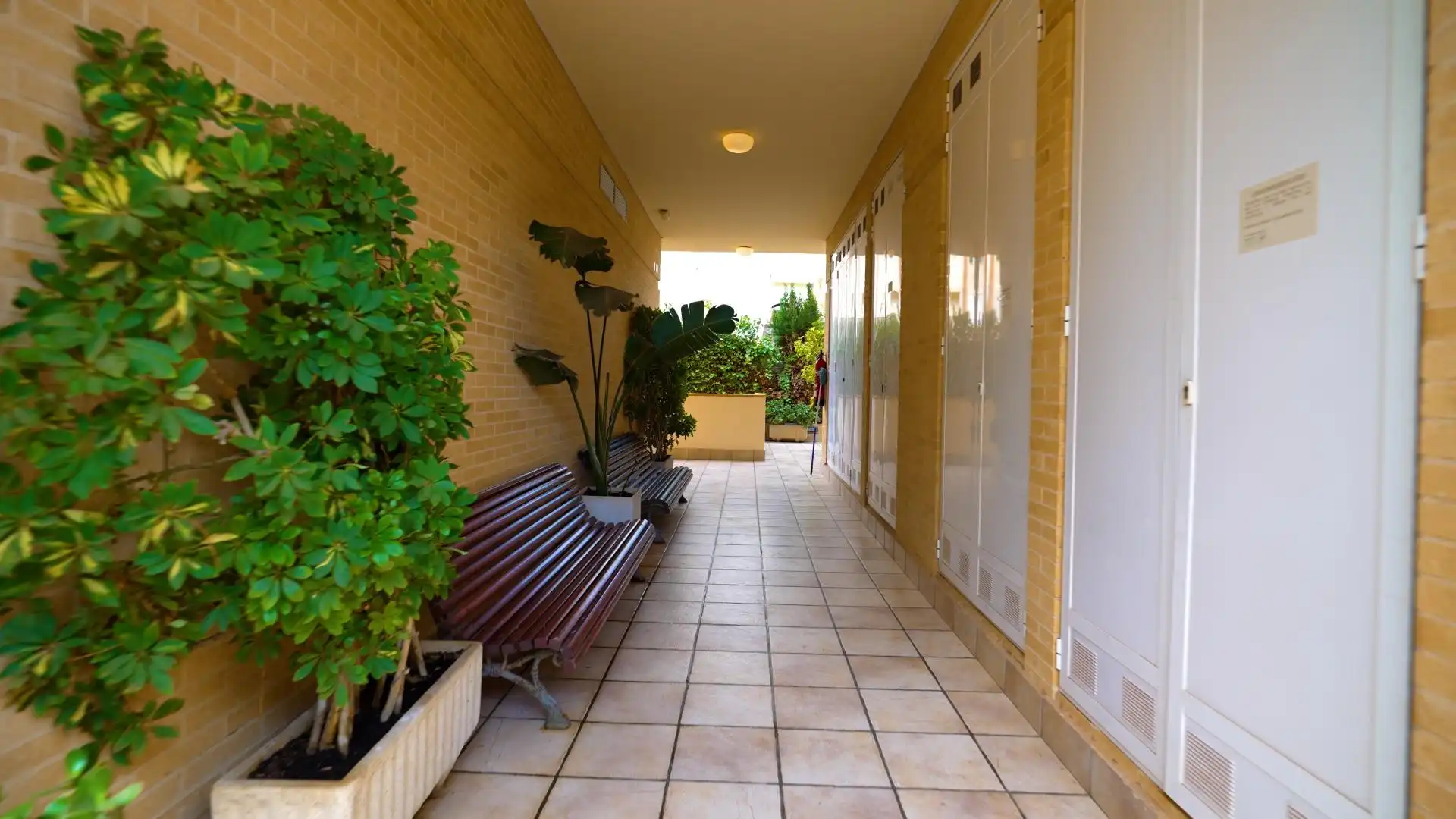 Planta baja en venta en El Campello con Aire acondicionado, Calefacción y Jardín privado