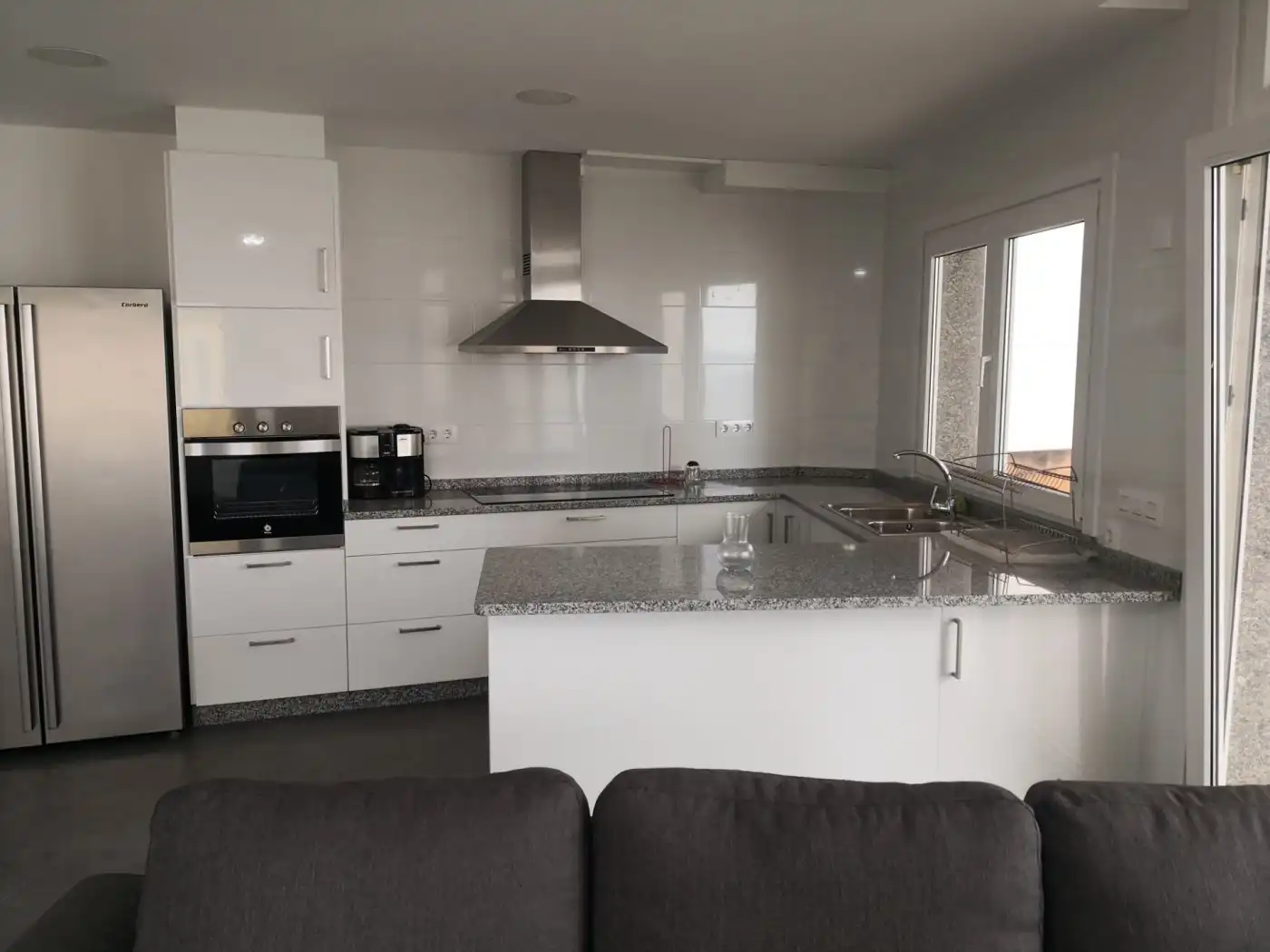 Cuina de Casa o xalet en venda en Malpica de Bergantiños amb Terrassa