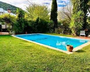 Piscina de Finca rústica en venda en Carcabuey amb Piscina