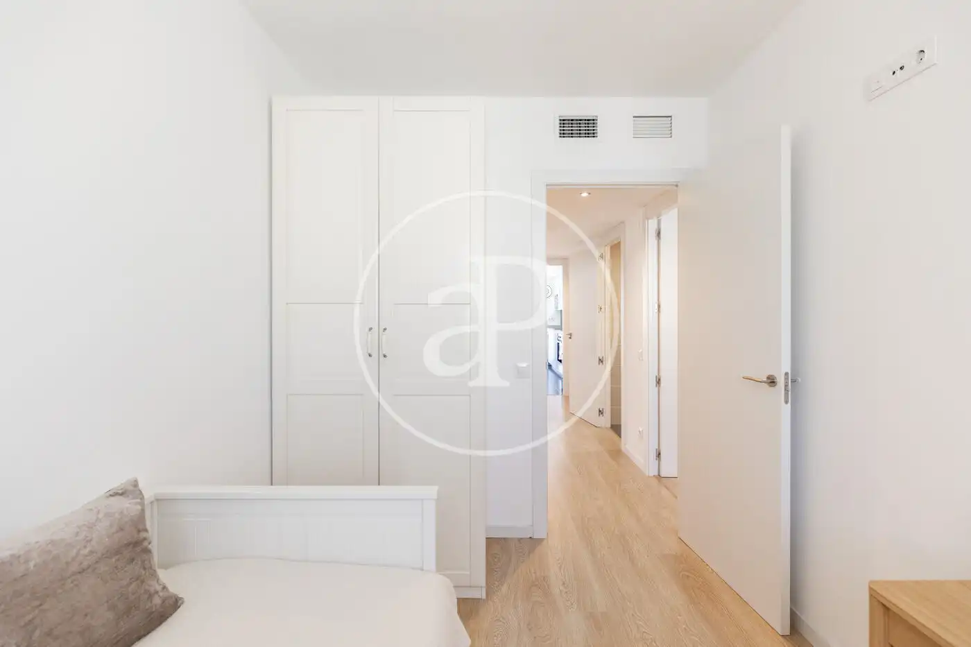 Piso en venta en Sant Just Desvern con Aire acondicionado, Calefacción y Terraza