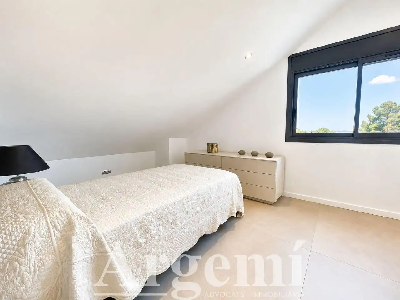 Habitación de Casa o chalet en venta en Palau-solità i Plegamans con Aire acondicionado, Calefacción y Jardín privado
