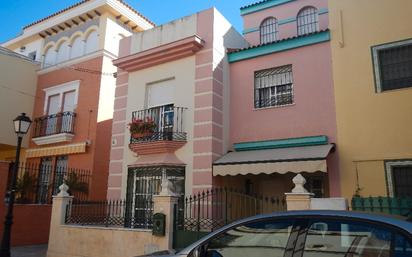 Exterior view of House or chalet for sale in La Algaba  with Air Conditioner, Terrace and Storage room