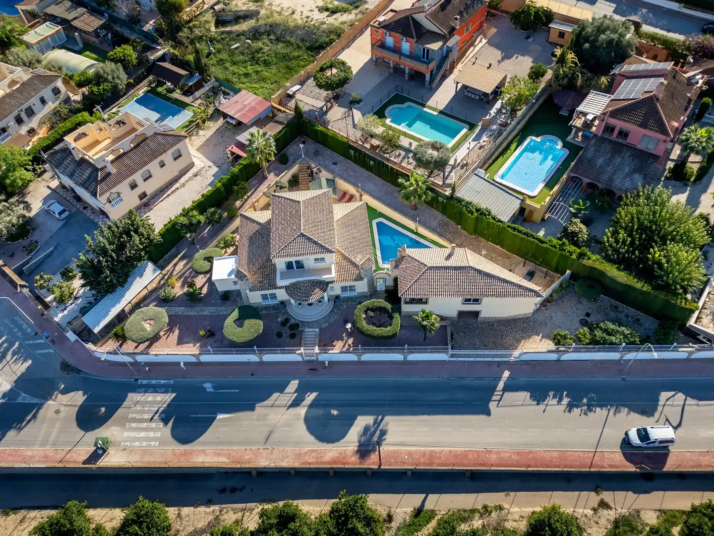 Exterior view of Houses for sale in Almoradí  with Private garden, Terrace and Swimming Pool