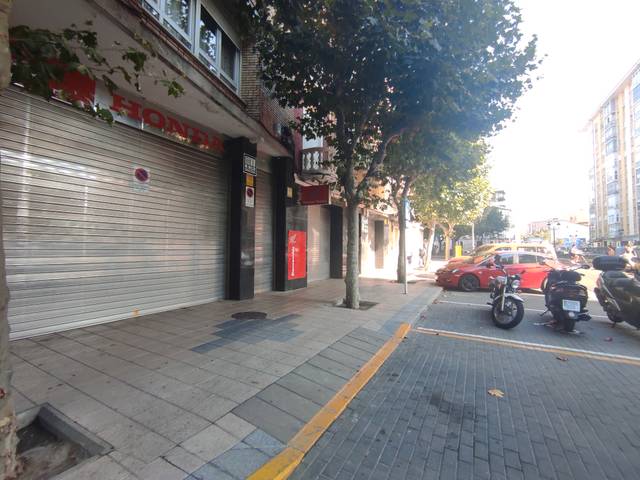 Local comercial en Alquiler en Calle del Carmen, 9 en El Carmen - Barrio Gimeno