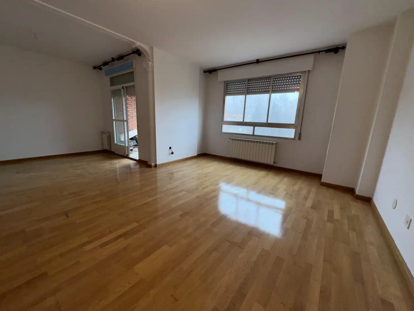 Sala de estar de Piso en venta en Ponferrada con Calefacción, Parquet y Terraza