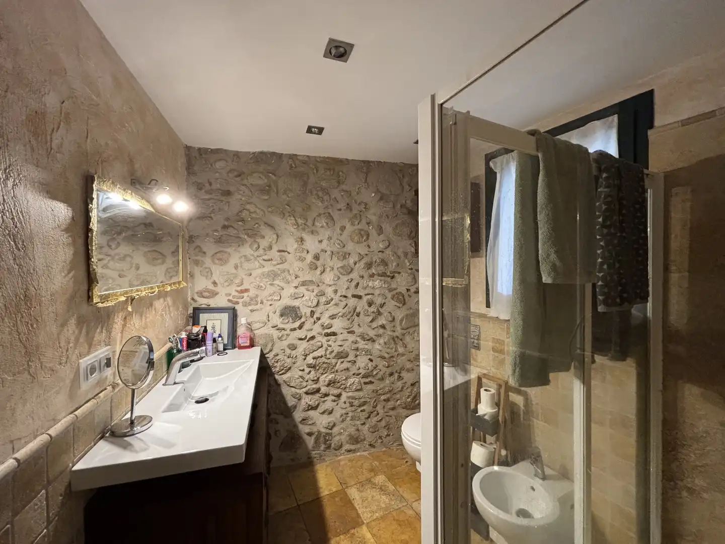 Bany de Casa o xalet en venda en Caldes de Montbui amb Aire condicionat, Calefacció i Parquet