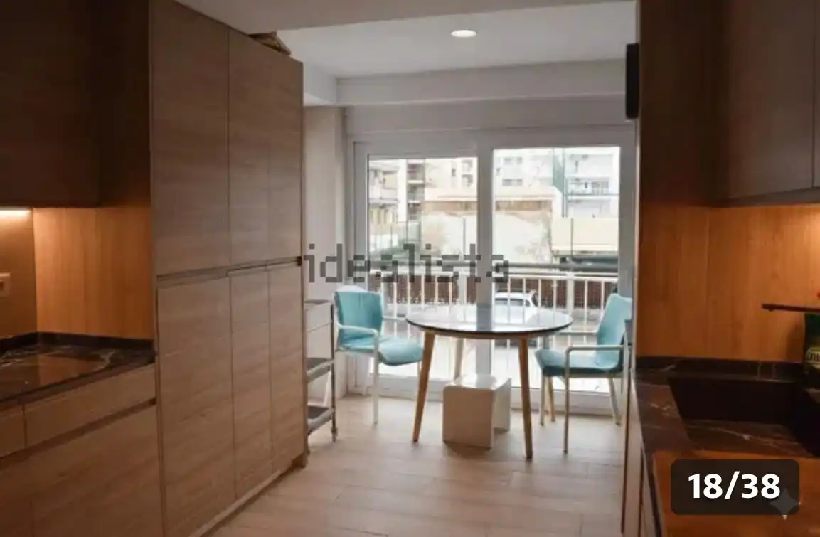Cuina de Apartament en venda en Gandia amb Aire condicionat, Terrassa i Moblat