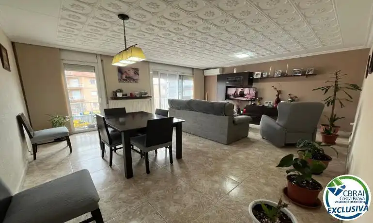 Living room of Flat for sale in Roses  with Heating, Terrace and Furnished