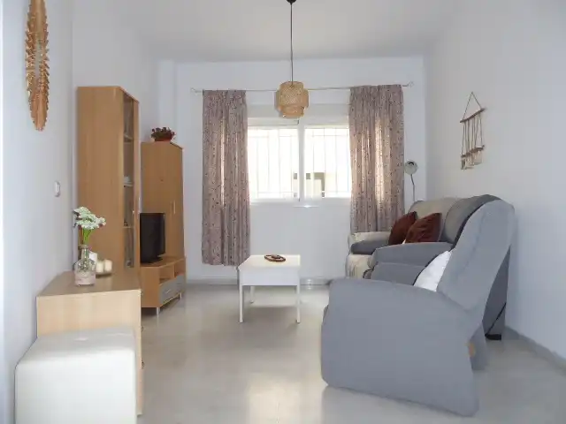 Wohnzimmer von Wohnungen zur Miete in Málaga mit Klimaanlage, Abstellraum und Möbliert