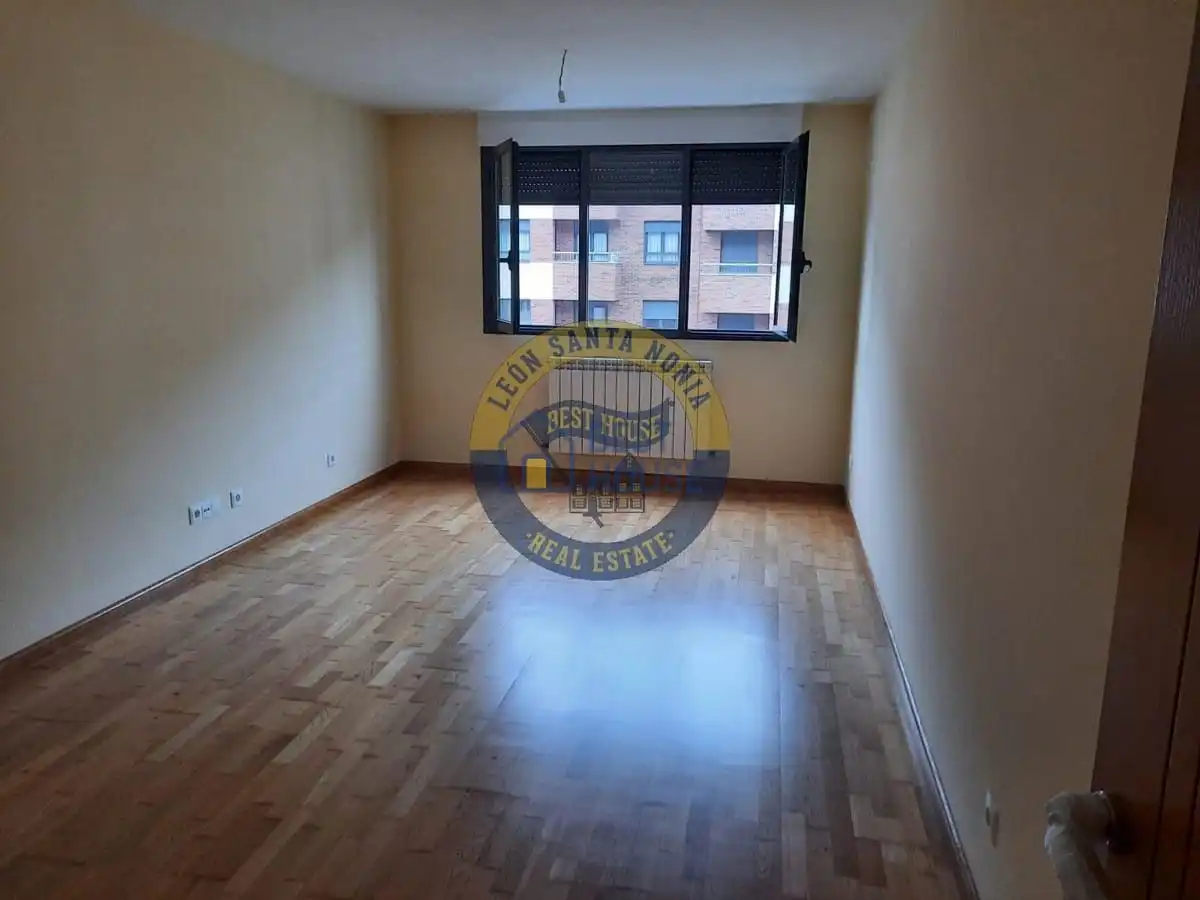 Piso en venta en El Soto