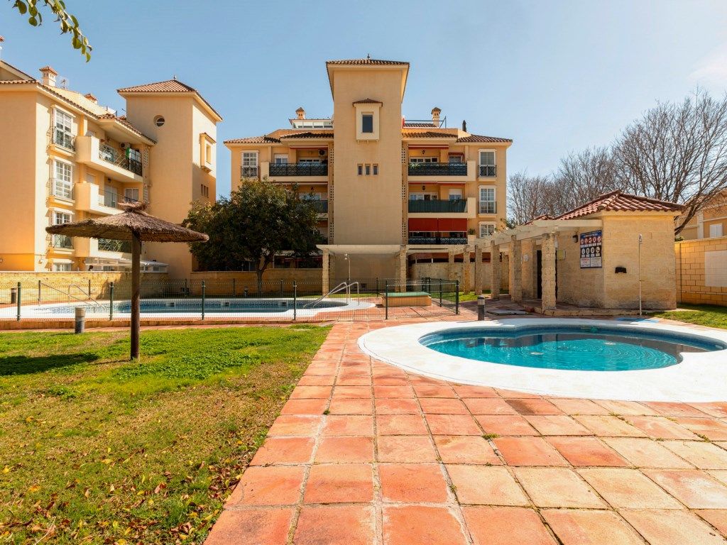 Exterior view of Flat for sale in Jerez de la Frontera  with Community pool