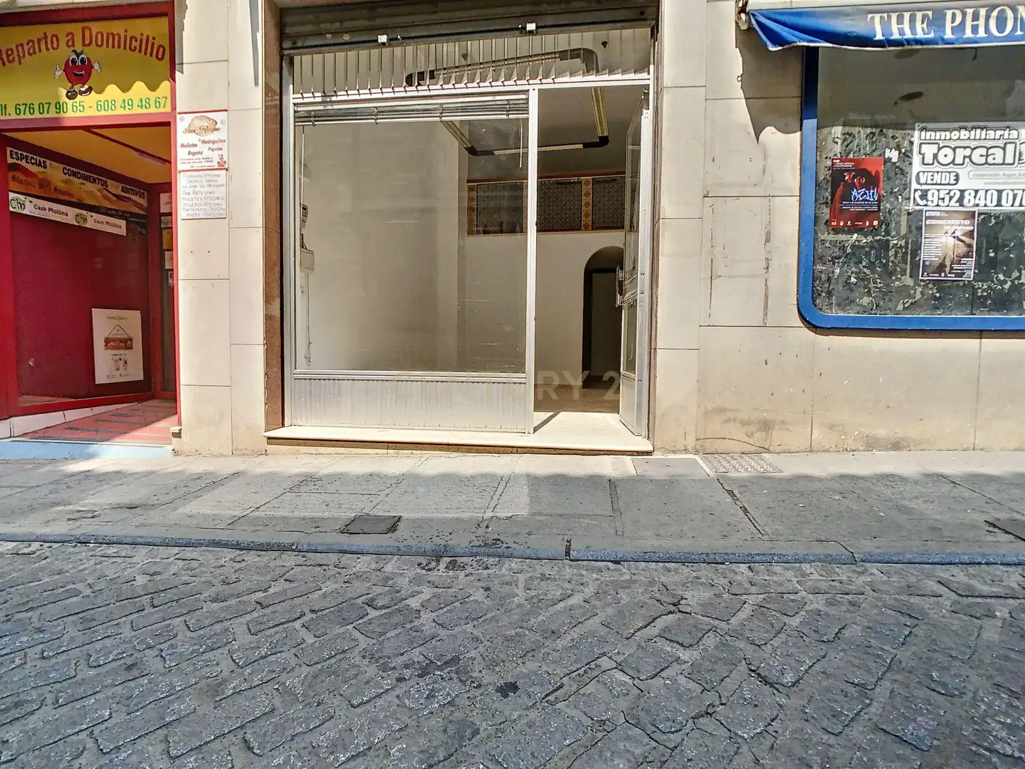 Vista exterior de Local en venta en Antequera con Aire acondicionado