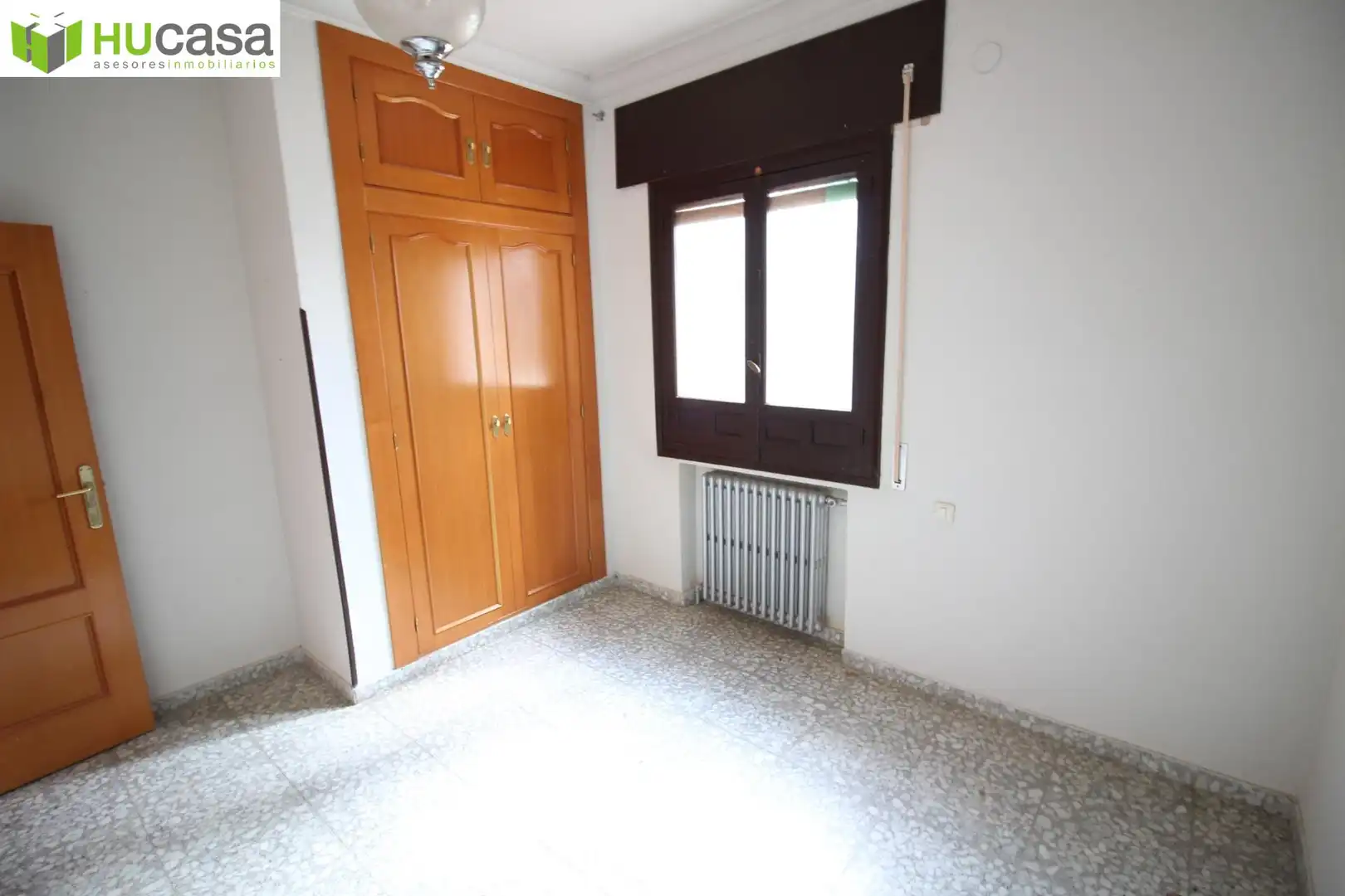 Schlafzimmer von Haus oder Chalet zum Verkauf in Olías del Rey mit Heizung, Privatgarten und Terrasse
