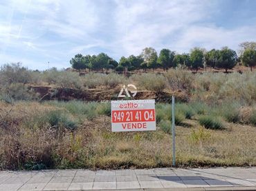 Terreny residencial en venda a Valhondillo