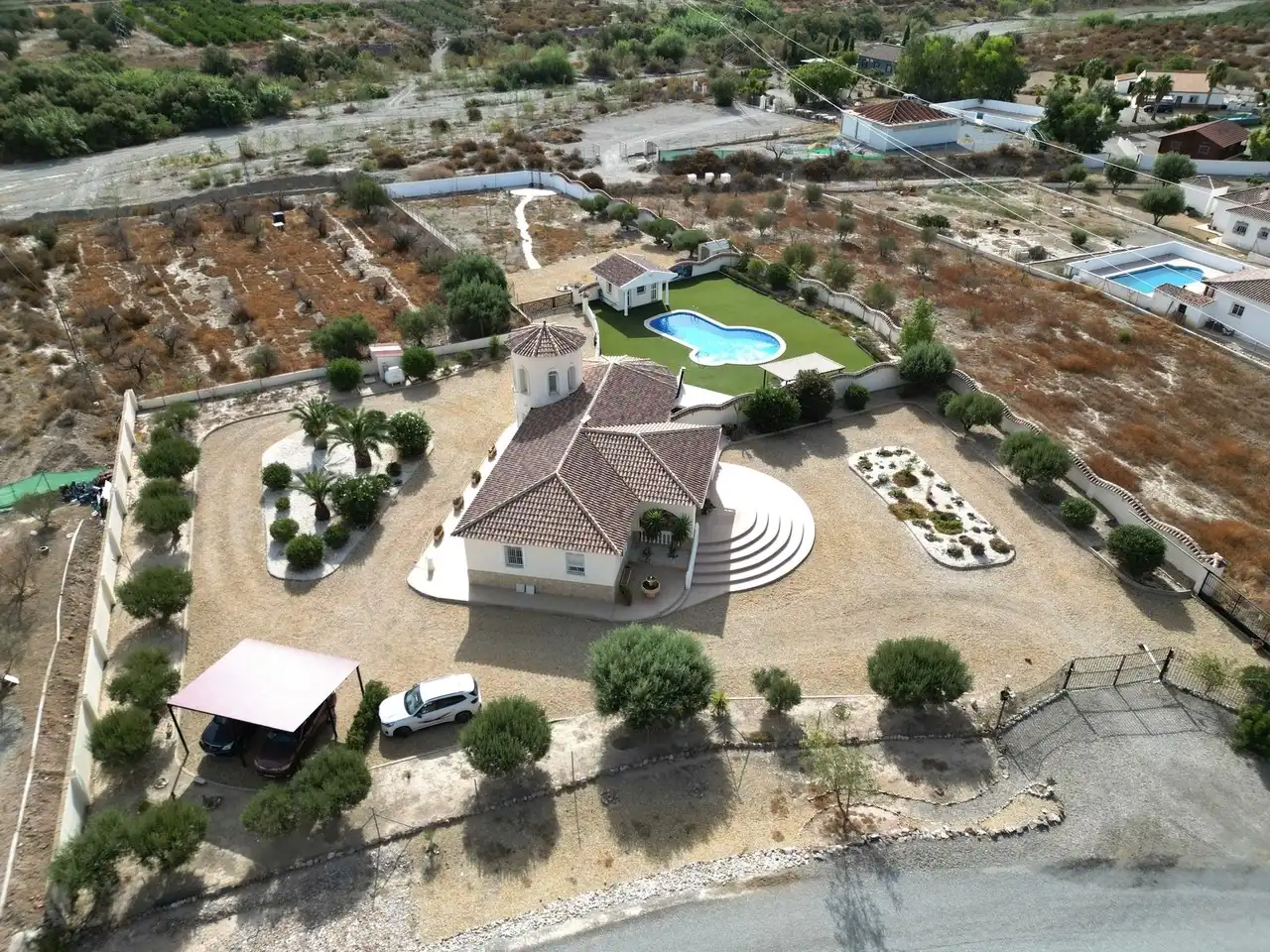 House with pool for sale in Albox