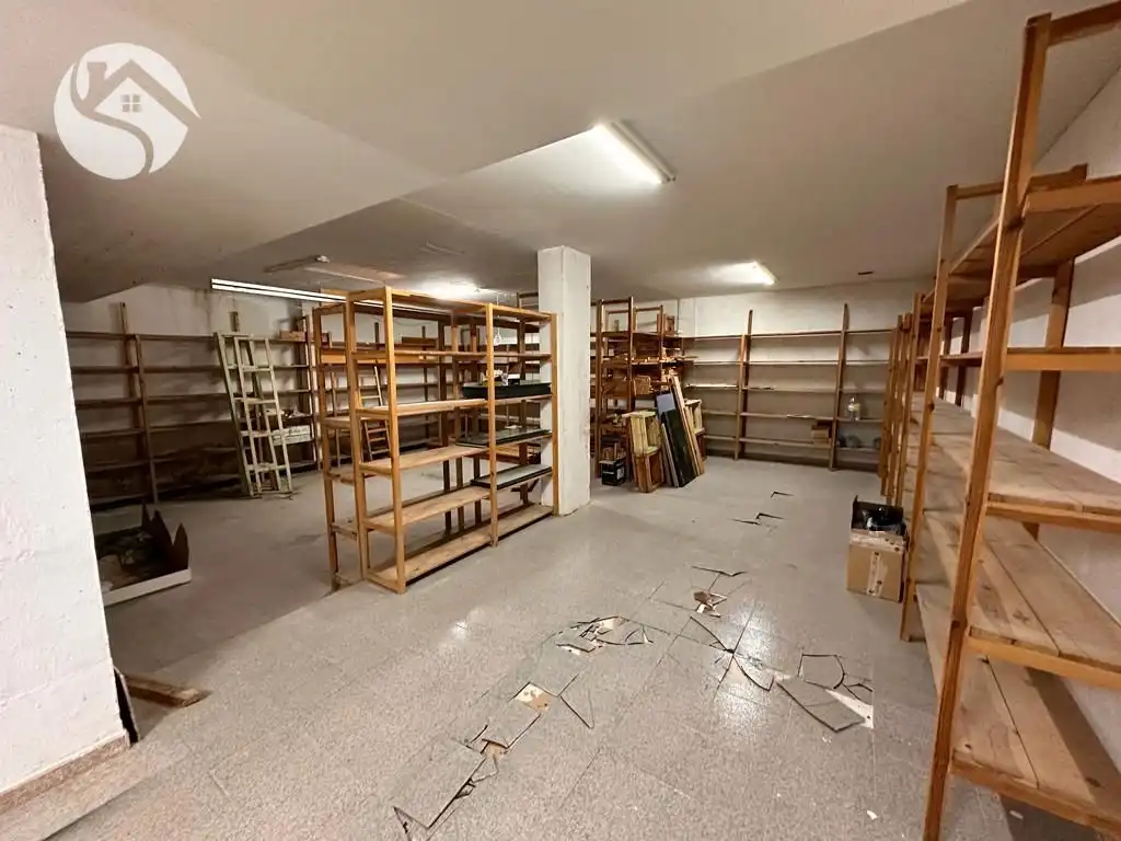 Local comercial de lloguer a Centro