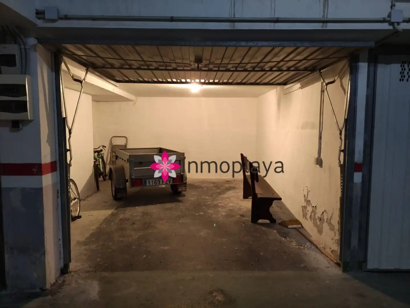 Garage for sale in Noja