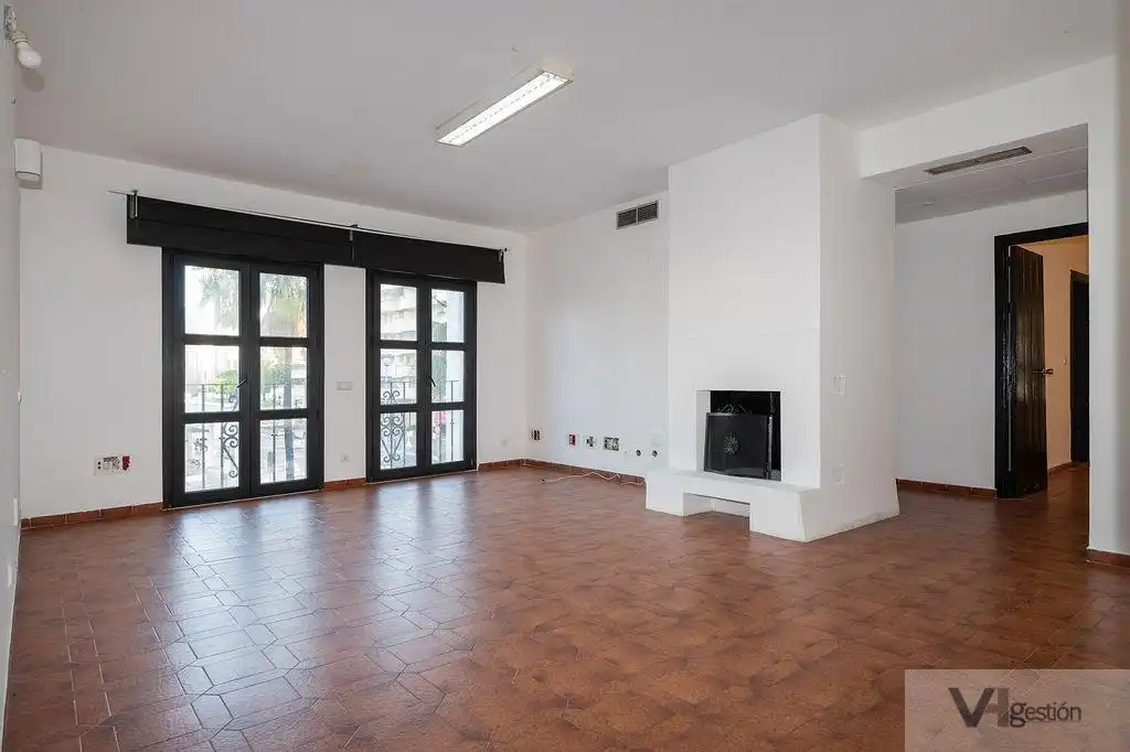 Wohnung mit Aufzug zum Verkauf in Nueva Andalucía, imagen 2