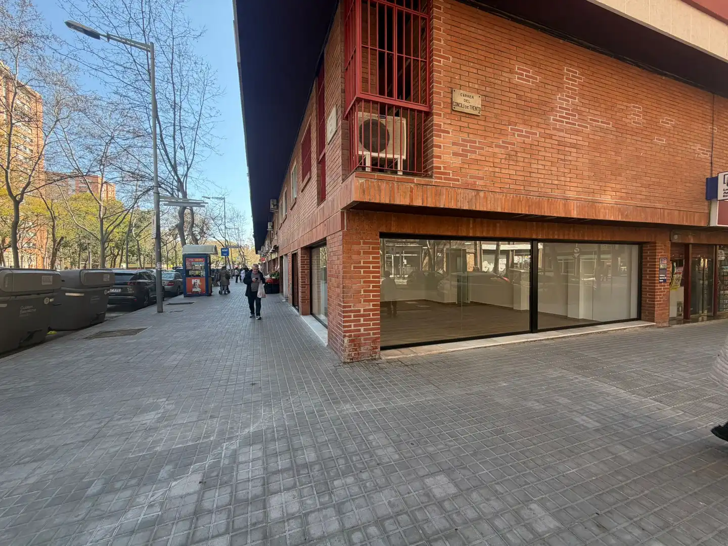 Vista exterior de Local de alquiler en Barcelona