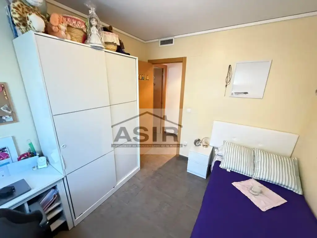 Bedroom of Flat for sale in Alzira